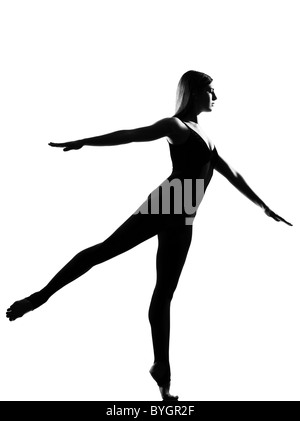 schöne kaukasischen hochgewachsene Frau Ballett Tänzer voller Länge auf weißem Hintergrund Studio isoliert Stockfoto