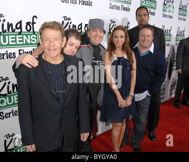 Besetzung der "King of Queens" - Jerry Stiller, Patton Oswalt, Kevin James, Leah Remini, wickeln Victor Williams "King of Queens" Stockfoto