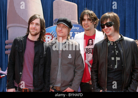 Alle American Rejects Los-Angeles-Premiere von "Meet the Robinsons", gehalten am El Capitan Theater Los Angeles, Kalifornien- Stockfoto