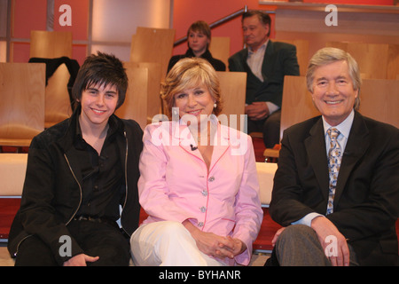 Declan, Mary Roos, Christian Wolff deutschen Talkshow "Aktuelle Schaubude" bei Studio Hamburg Hamburg, Germany - 23.03.07 Stockfoto