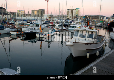 Sutton Harbour, Plymouth bei Sonnenuntergang Stockfoto