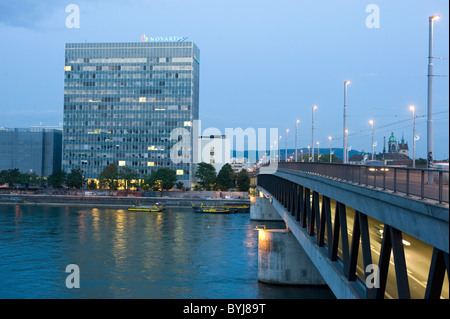 Hauptsitz der Chemie- und Pharma-Unternehmen Novartis AG, Basel, Schweiz Stockfoto