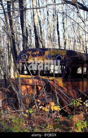 Verlassene Schulbus Stockfoto