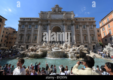 Der Trevi-Brunnen, Rom, Italien Stockfoto