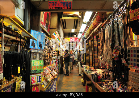 Marktstände in Akihabara Stockfoto