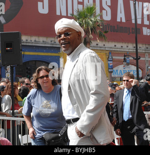 Samuel Jackson Halle Berry erhält einen Stern auf dem Hollywood Walk of Fame, statt vor dem Kodak Theatre Hollywood, Kalifornien Stockfoto