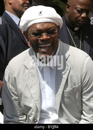 Samuel L. Jackson Halle Berry erhält einen Stern auf dem Hollywood Walk of Fame, vor dem Kodak Theatre in Hollywood statt, Stockfoto