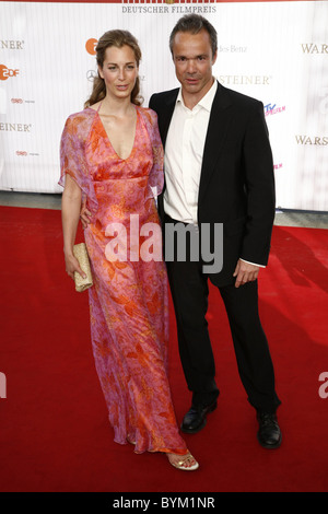 Tina Bordihn und Hannes Jaenicke bei Deutscher Filmpreis (deutsche Filmaward) Berlin, Deutschland - 04.05.07 Stockfoto