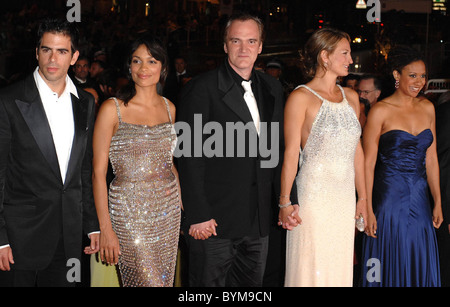 Rosario Dawson, Quentin Tarantino und Zoe Bell 2007 Cannes Film Festival Tag 7 - "Death Proof" Premiere Cannes, Frankreich- Stockfoto