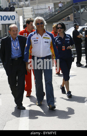 Renault Manager Flavio Briatore bei das erste Training von der Monaco Formel 1 Grand Prix Monte-Carlo, Monaco- Stockfoto