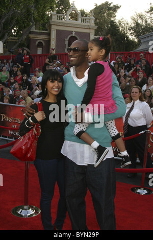 Kobe Bryant mit Frau Vanessa Laine Bryant und Tochter World Premiere von Walt Disney Pictures ' Pirates Of The Caribbean: am Stockfoto