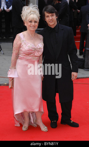 Barbara Windsor, Scott Mitchell 2007 British Academy Television Awards (BAFTAS) - Red Carpet Ankünfte statt an der London Stockfoto