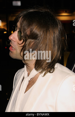 Liam Gallagher seinen Bruder Noel Geburtstag verlassen Partei im Kitts Nightclub London, England - 26.05.07 Stockfoto