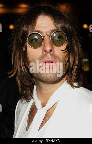 Liam Gallagher seinen Bruder Noel Geburtstag verlassen Partei im Kitts Nightclub London, England - 26.05.07 Stockfoto