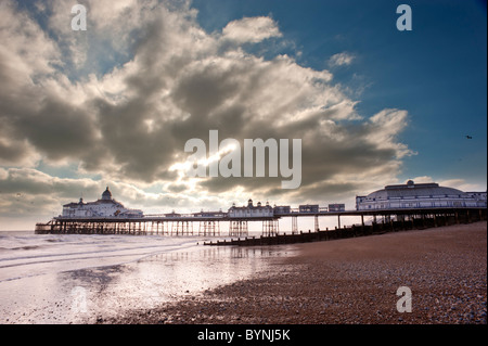 Eastbourne Pier, Blick von Osten nach Westen Stockfoto