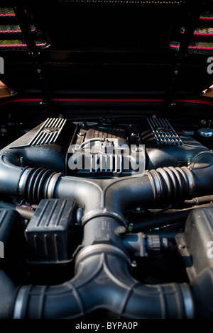 Nahaufnahme von Ferrari F355 Motor Stockfoto