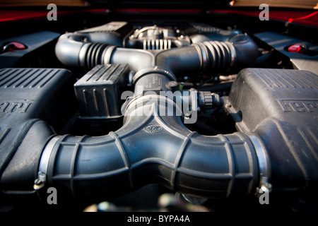 Nahaufnahme von Ferrari F355 Motor Stockfoto