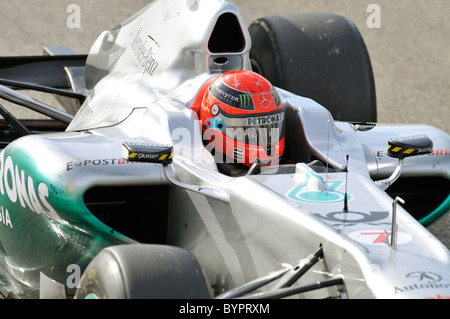 Michael Schumacher (GER) in den Rennwagen von Mercedes GP MGPW02 Stockfoto