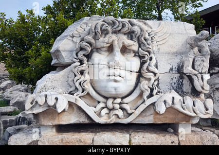 Statue von Medusa in der Apollo-Tempel in Didim Türkei Stockfoto