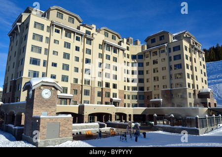 Das Summit Hotel an Big Sky Ski Resort, Montana, USA. Stockfoto