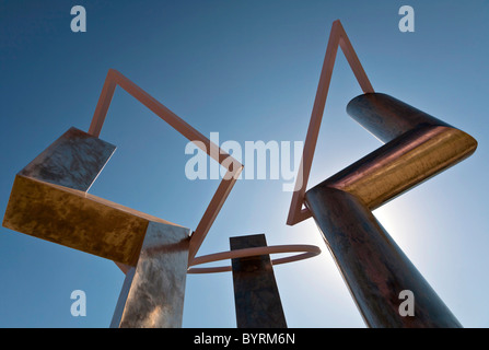 Skulptur "Applaus" von David E. Davis außerhalb Van Wezel Performing Arts Hall, Sarasota, Fl. Stockfoto