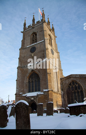 Hook Norton Kirche im Winter Stockfoto