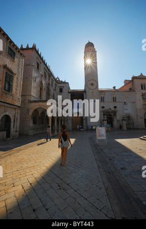 Sonne reflektiert durch einen Glockenturm, Dubrovnik, Kroatien Stockfoto