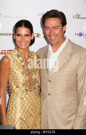 Angie Harmon und Jason Sehorn Design Care 2007 statt auf die Startseite von Tammy und Eric Gustavson - Ankünfte Malibu, Kalifornien USA Stockfoto