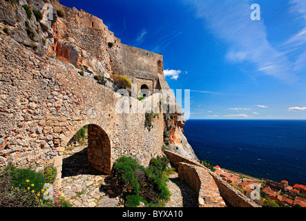 Die Tore der Oberburg "Castletown" von Monemvasia, häufig genannt "Griechischen Gibraltar". Lakonia, Griechenland Stockfoto