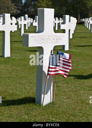 Grab des unbekannten amerikanischen Soldaten, amerikanische Soldatenfriedhof von Omaha Beach in der Normandie, Frankreich Stockfoto