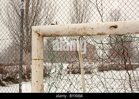 Nahaufnahme von einem Fußballtor eines kleinen Feldes Stockfoto