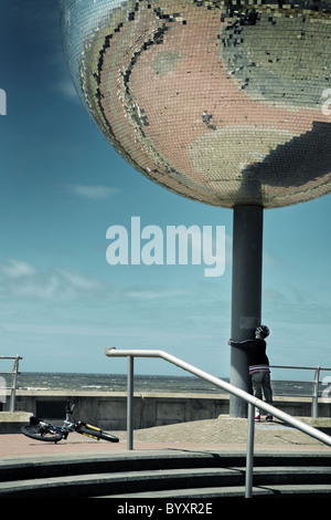Bilder aus der Serie 'Vergnügen Prom' von Mark Reeves, Fotografien, die Erkundung der neuen Promenade Sanierung in Blackpool Stockfoto