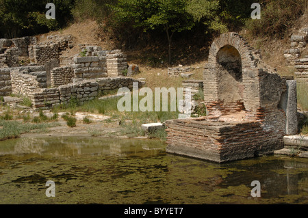 Albanien. Butrint. Tempel des Asklepios, im 3. Jahrhundert v. Chr. gebaut und im 2. Jahrhundert v. Chr. wieder aufgebaut. Stockfoto