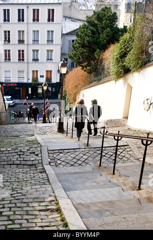 Treppen, die aus "Sacre Coeur", das "Viertel Montmartre" von Paris. Stockfoto