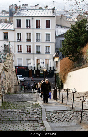 Treppen, die aus "Sacre Coeur", das "Viertel Montmartre" von Paris. Stockfoto