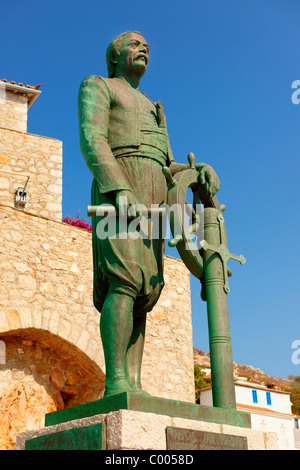 Statue von Admiral Andreas Miaoulis, Hydra, Griechenland Kykladen-Inseln Stockfoto