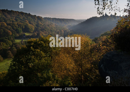 Herbst im Churnet Tal Stockfoto