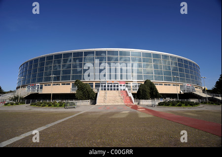 Italien, Rom, EUR, Palaeur (Palalottomatica) palazzo dello Sport, Sportpalast (Architekt Pier Luigi Nervi, 1960) Stockfoto