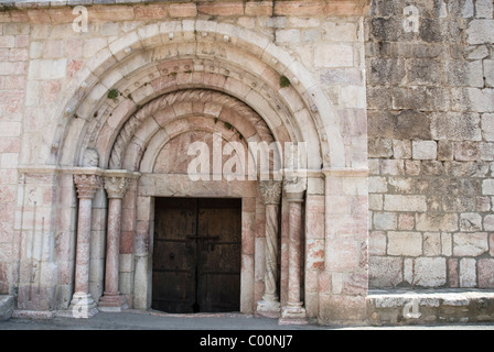 Villefranche-de-Conflent, Prades, Pyrénées-Orientales, Languedoc-Roussillon, Frankreich, Europa Stockfoto