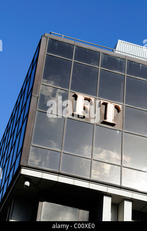 Detail der The Financial Times Zeitung HQ Gebäude, 1 Southwark Bridge, London, England, UK Stockfoto