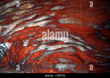 Detail aus einem bunten Sandstein, Petra, Jordanien. Stockfoto