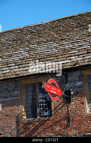 Das New Inn Pub am Cerne Abbas im Mai Stockfoto