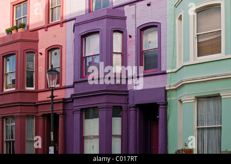 Bunte Haus vorderen Fassaden, Lancaster Road, Portobello / Kensington, London, England, Vereinigtes Königreich Stockfoto