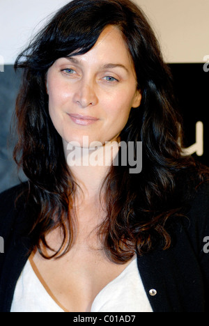 Carrie-Anne Moss Disturbia DVD Premiere Party The Standard Downtown Los Angeles, Kalifornien - 02.08.07 Stockfoto