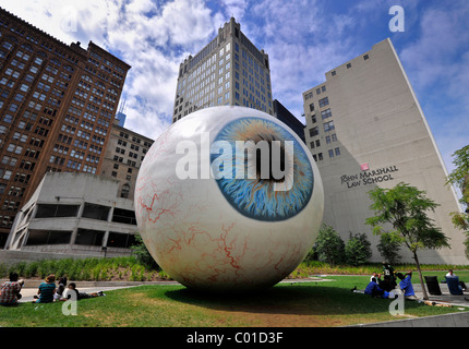 Skulptur, Auge, durch Tony Tasset, Kunst Loop 2010, Pritzker-Park, Chicago, Illinois, Vereinigte Staaten von Amerika, USA Stockfoto