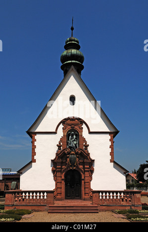 Private Neo-barocke Kapelle aus dem Jahr 1903, auf einem Friedhof, Riegel bin Kaiserstuhl, Baden-Württemberg, Deutschland, Europa Stockfoto