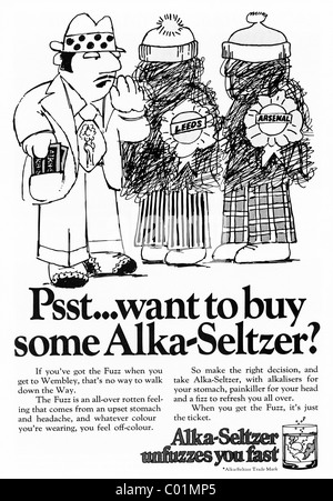 1970er Jahre Werbung im Fußball-Programm für ALKA-SELTZER Stockfoto