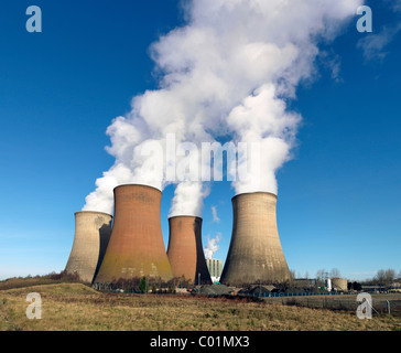 Kraftwerk Rugeley Kühlung Türme Stockfoto