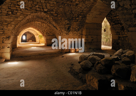 Gewölbte Ställe in der Kreuzfahrer-Festung Crac, Krak des Chevaliers, UNESCO-Weltkulturerbe, Qalaat al Husn, Hisn, Syrien Stockfoto