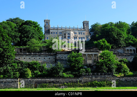 Herrenhaus, Schloss am Ufer der Elbe, in der Nähe von Wachwitz, Dresden, Sachsen, Deutschland, Europa Stockfoto